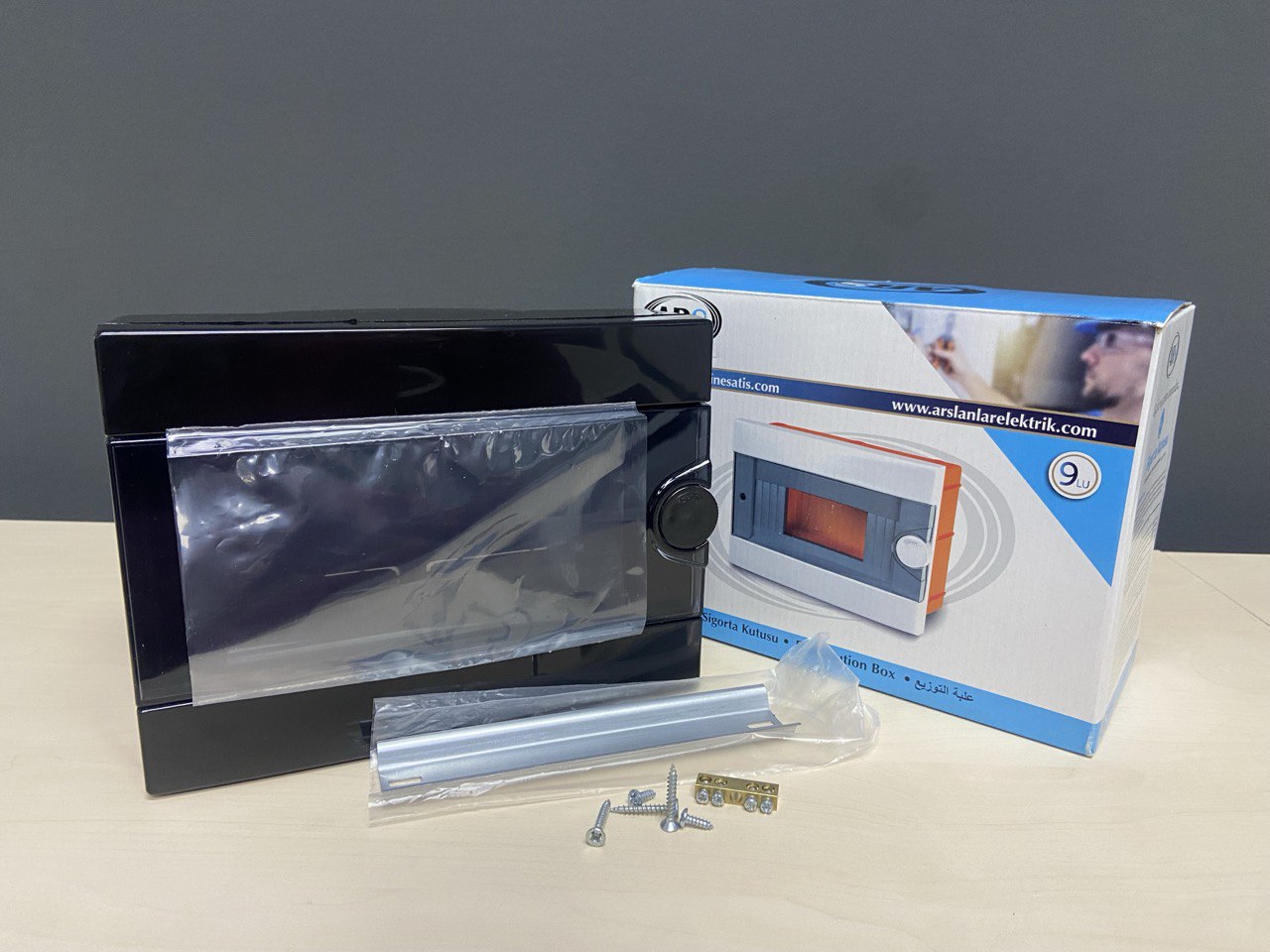 ARS Modul de distribuție modular 24 MOD (24 siguranțe, 2x12), dulap de distribuție montat pe perete din plastic, uși transparente IP40, 342600